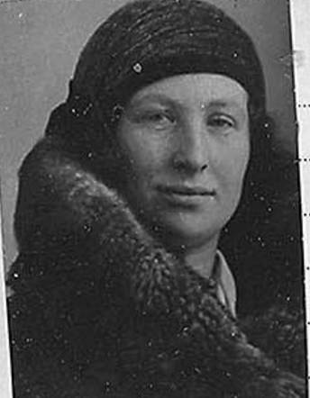 Betje  Davidson - Van Buren